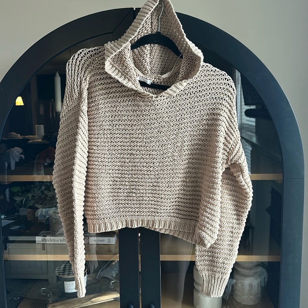 Tavik crochet hoodie